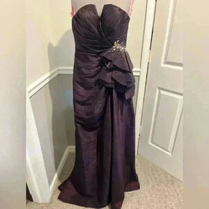 MAGGIE‎ SOTTERO FLIRT Dress Long Gown Formal Beaded Prom Strapless purple size 4